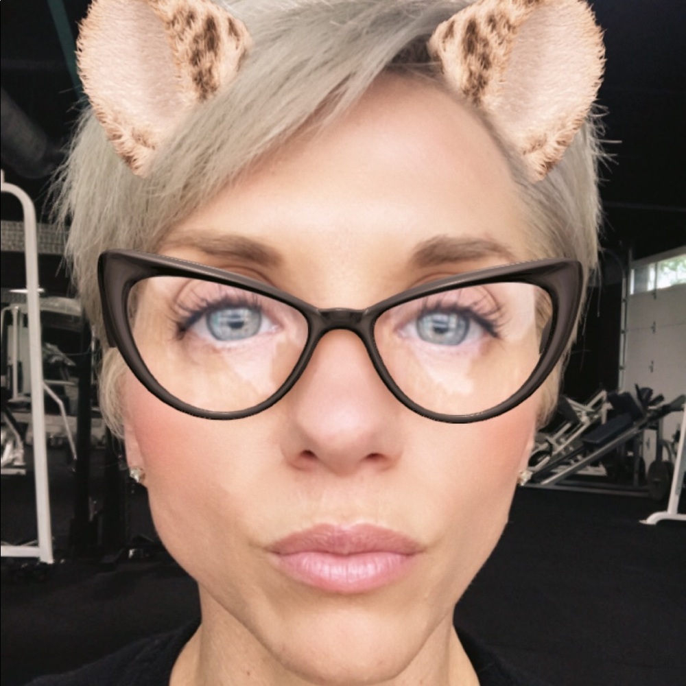 Meet your Posher, Stephanie